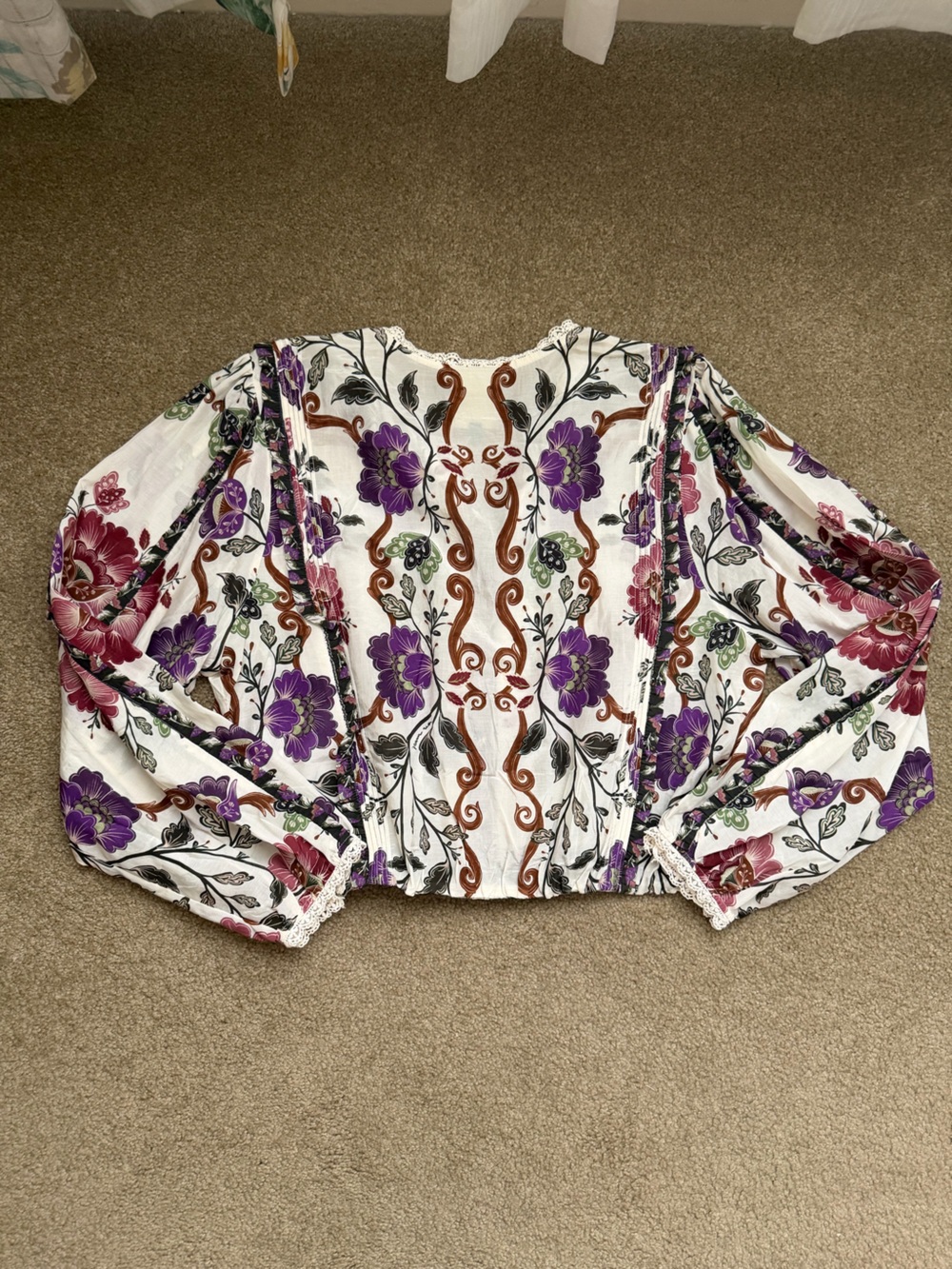 Farm Rio Cream Rococo Flowers Lace Long Sleeve Blouse - Picture 5 of 9